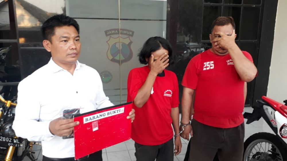 Driver ojek online dan pengedar sabu yang ditangkap polisi