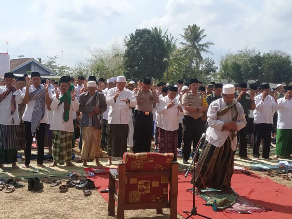 4 Kecamatan di Blitar Kekeringan, Masyarakat dan Bupati Salat Istisqa