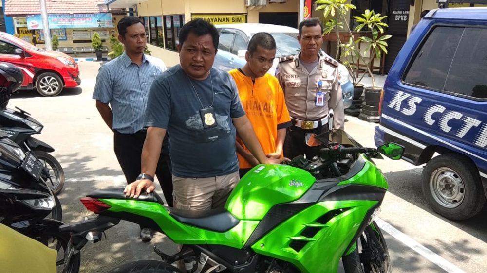 Pelaku diamankan di Polres Blitar Kota