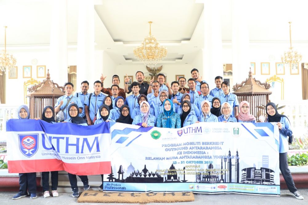 Bupati Ipong menerima kunjungan mahasiswa Malaysia