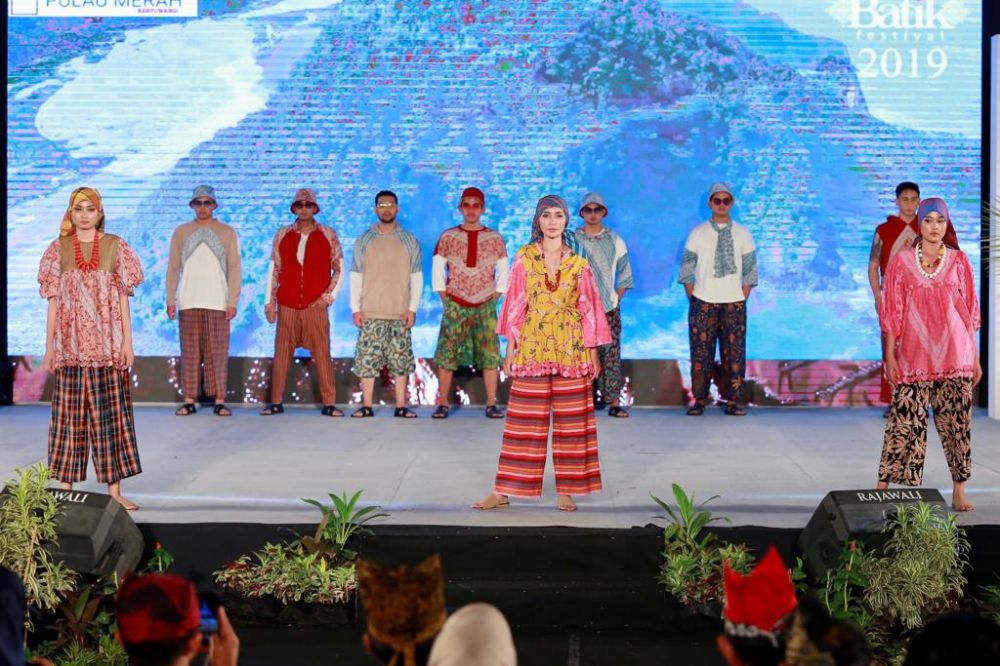 Pelaksanaan Festival Batik Banyuwangi