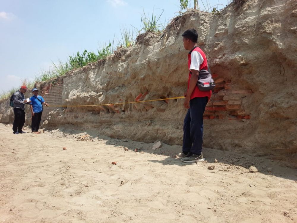 Struktur batu bata kuno kembali ditemukan di Jombang