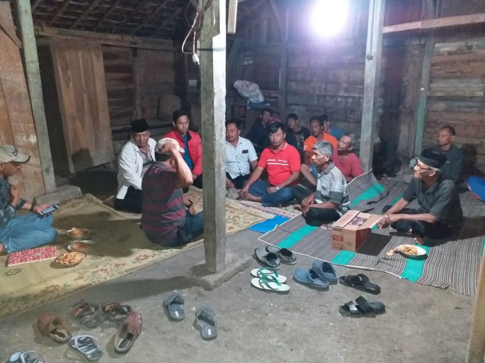 Polisi yang mendatangi lokasi