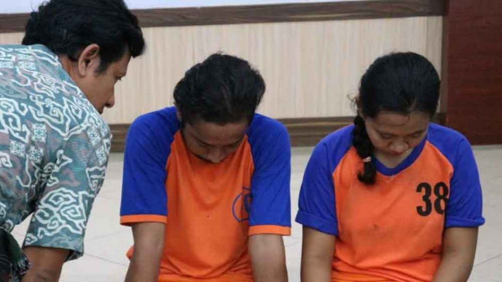 Pasutri pembunuh guru SMP di Jombang yang tertangkap