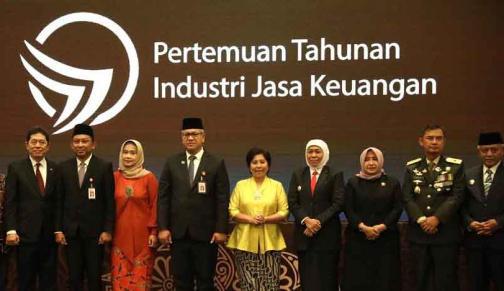 Pertemuan Tahunan Industri Jasa Keuangan Jawa Timur 2020 di Hotel Sheraton, Surabaya