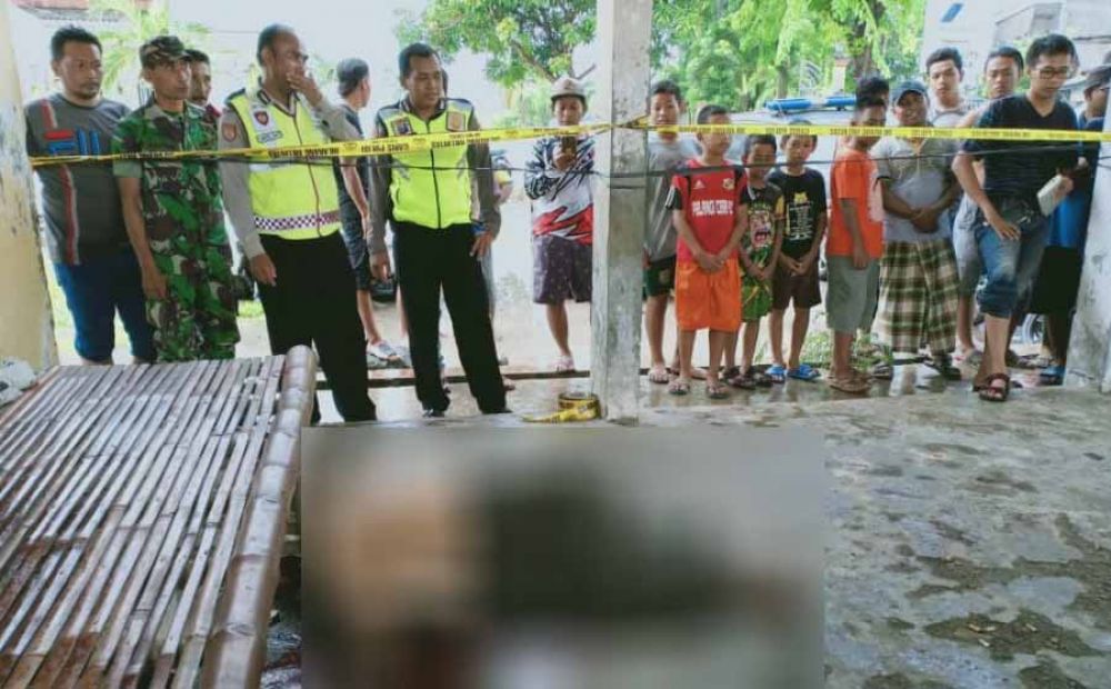 Polisi melakukan olah TKP di lokasi pembacokan