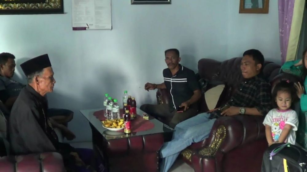 Salah satu jemaah umrah asal Pasuruan yang gagal berangkat