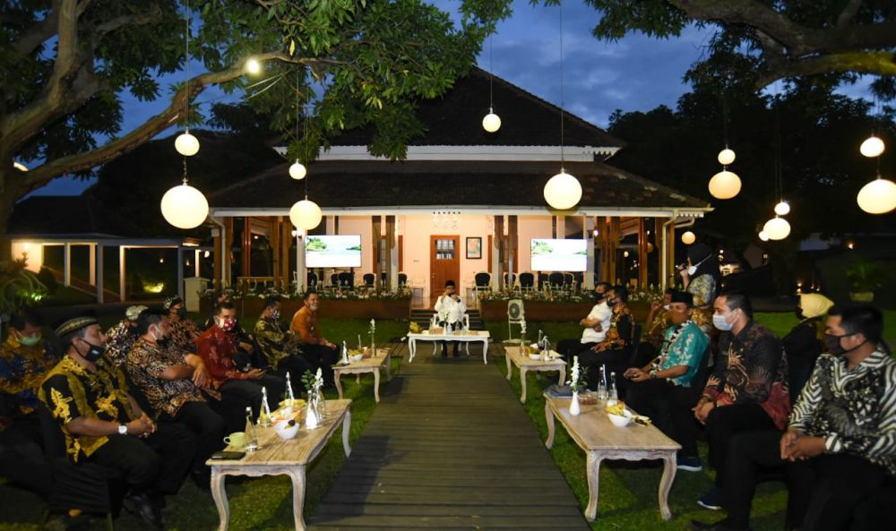 Pertemuan Bupati Anas dengan kepala desa di Banyuwangi