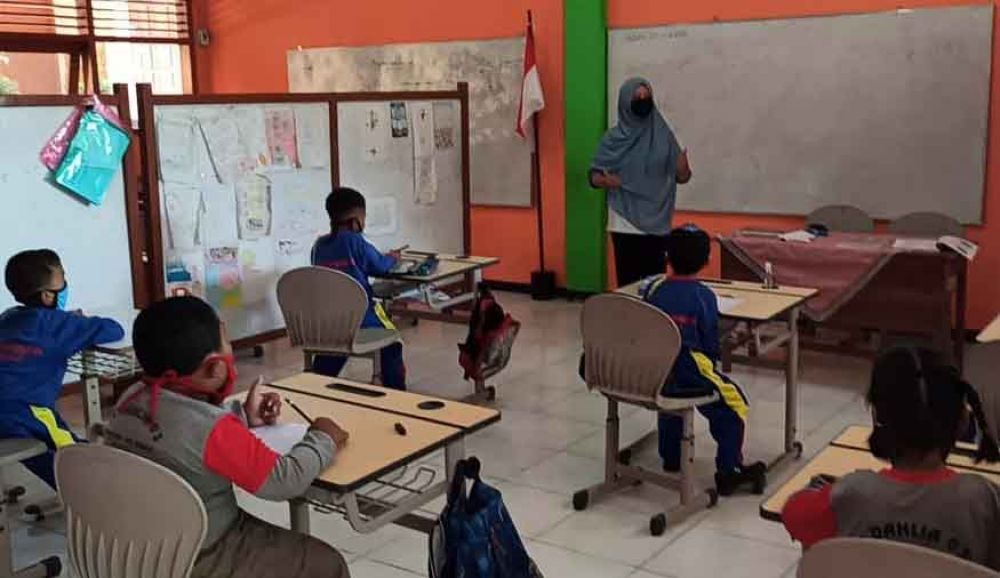Kesulitan Belajar Daring, SDN di Batu ini Terapkan KBM Tatap Muka