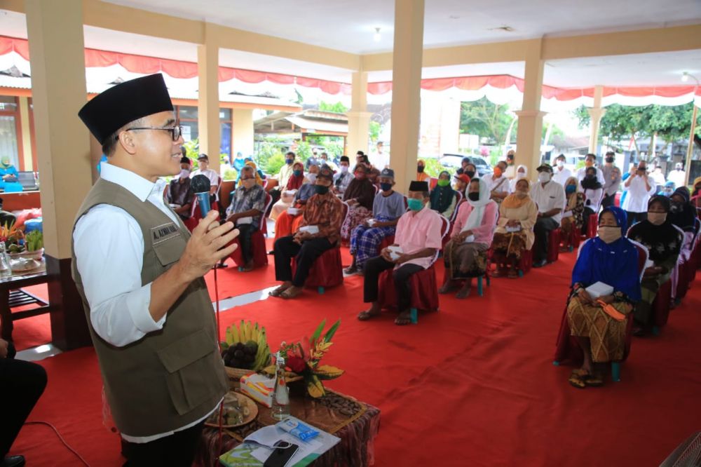 Bupat Anas dalam kegiatan di Banyuwangi