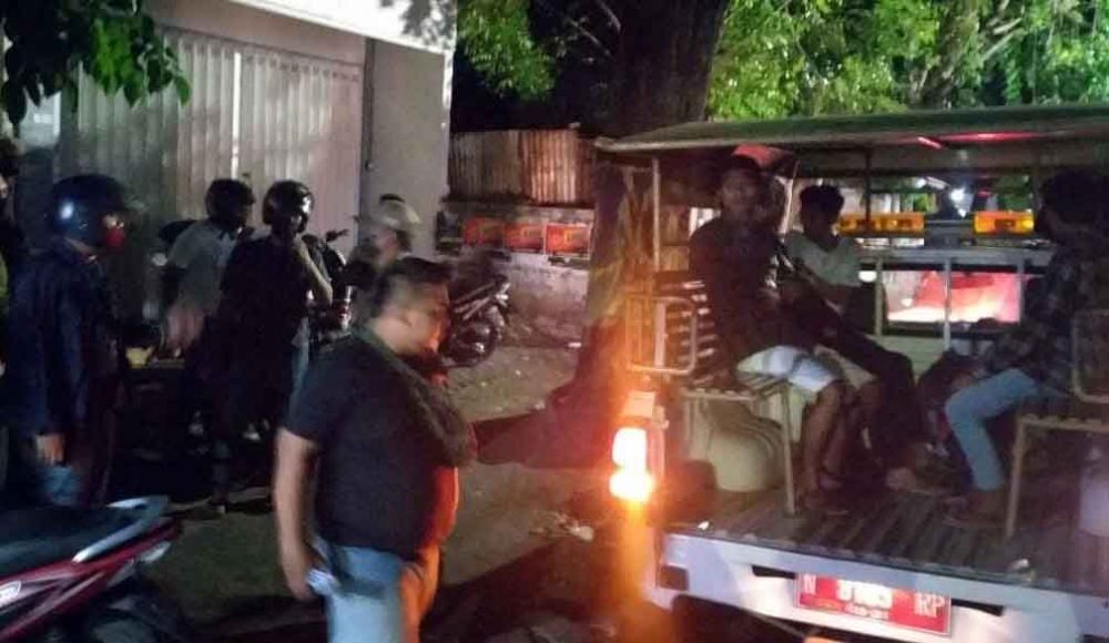 Ketujuh pemuda yang diamankan