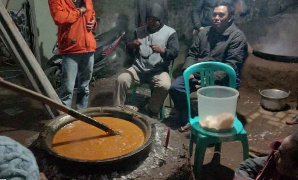 Tradisi ngudek jenang warga Tulungrejo, Kota Batu