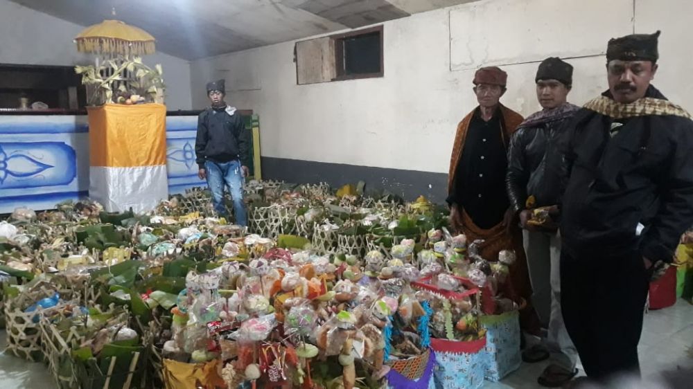 Sambut Hari Raya Karo, Warga Suku Tengger Gelar Tradisi Anca'an