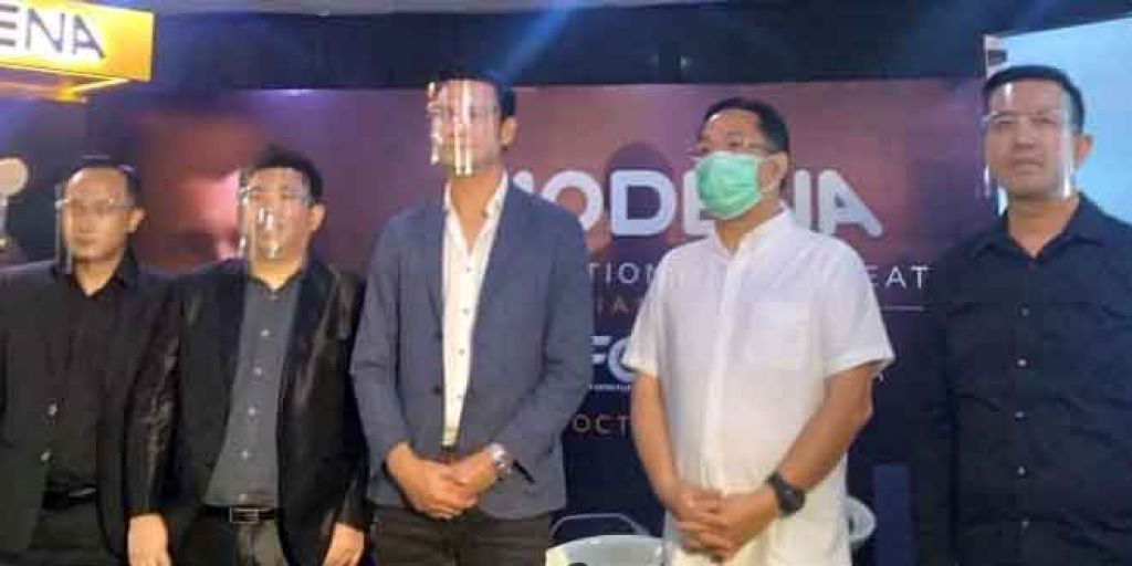 Christian Sugiono dalam peluncuran produk water heater