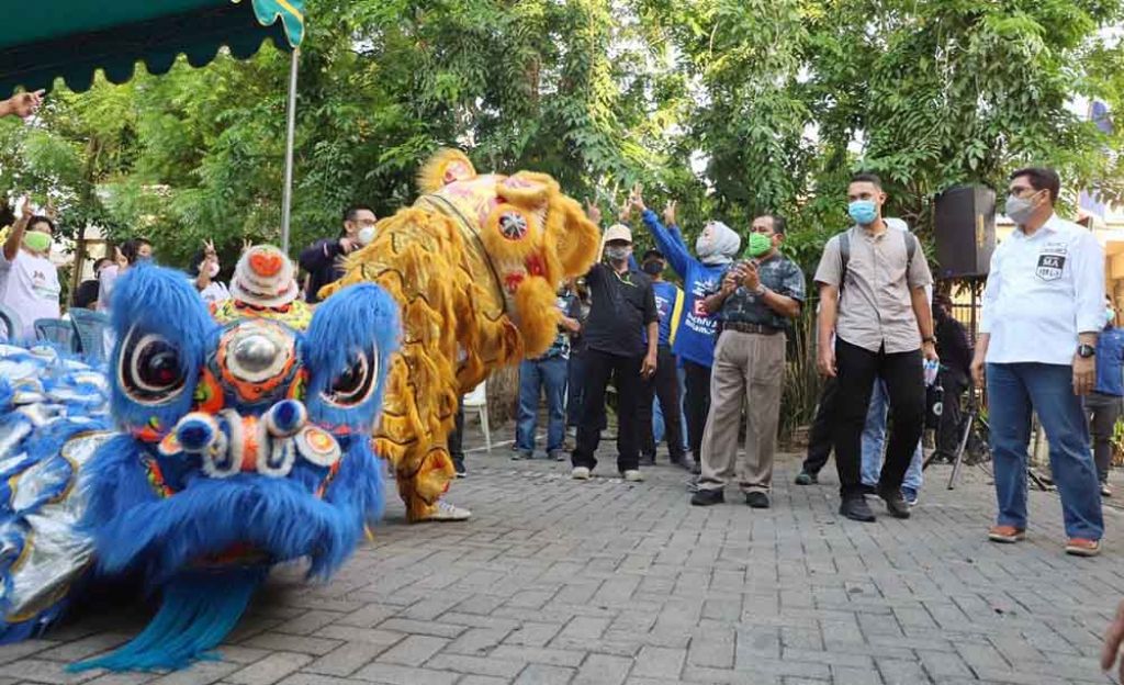 Barongsai sambut Machfud Arifin di Tambaksari Surabaya