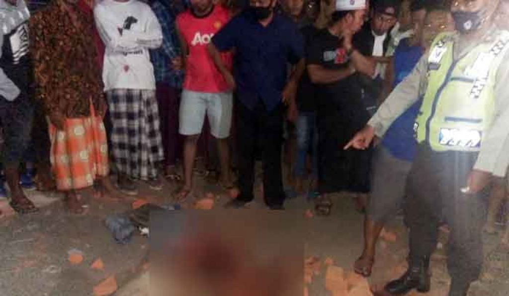 Lukai Warga dengan Bom Ikan, Maling Motor ini Dihajar hingga Kritis