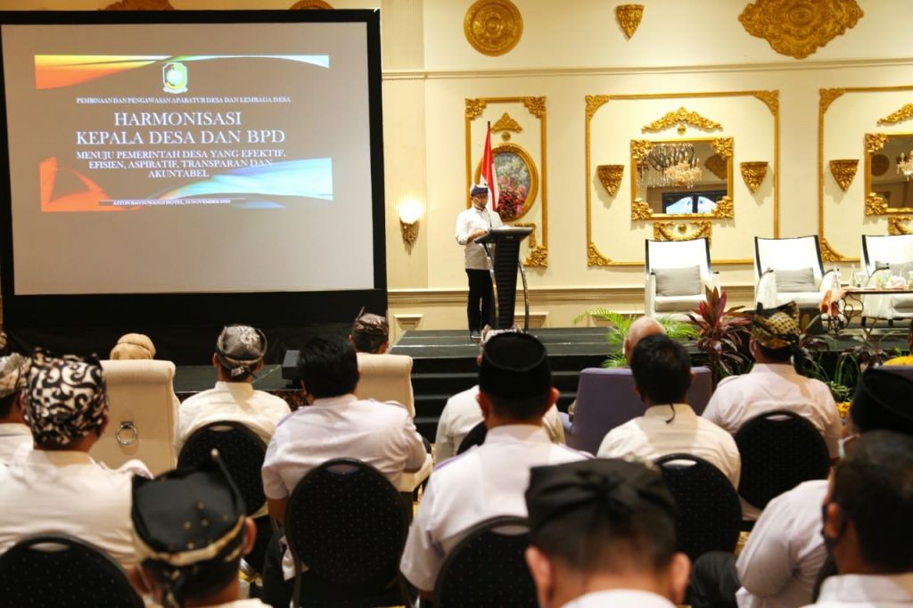 Bupati Banyuwangi Abdullah Azwar Anas ajak kades dan BPD tingkatkan sinergi majukan desa