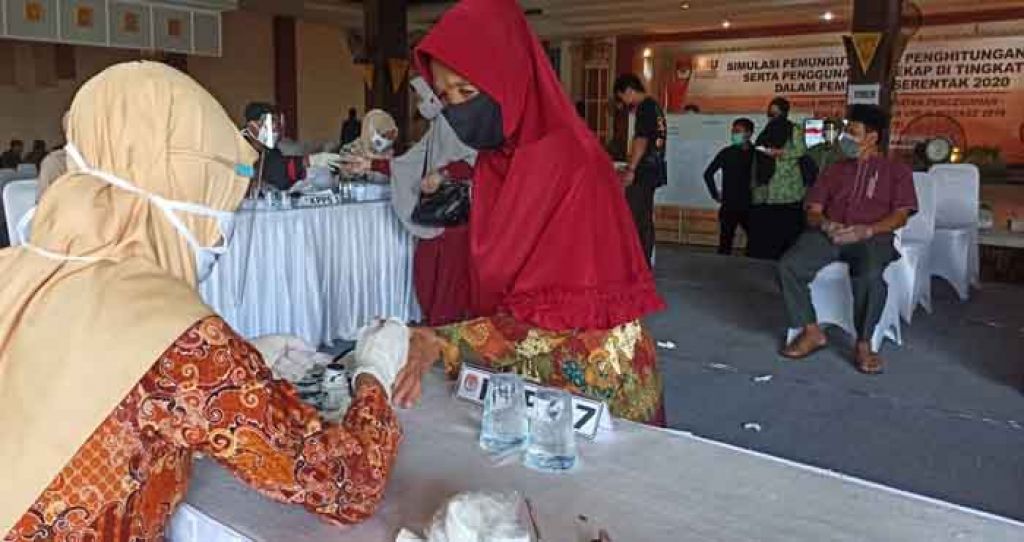 Simulasi coblosan di Ponorogo