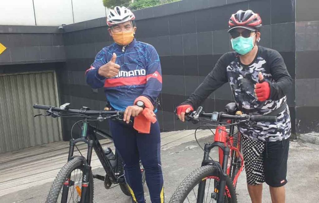 Sutiaji dan Wasto bersepeda pantau proyek di Malang