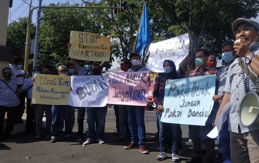 Jurnalis Pasuruan dan Ponorogo Desak Polisi Usut Pelaku Kekerasan ke Nurhadi