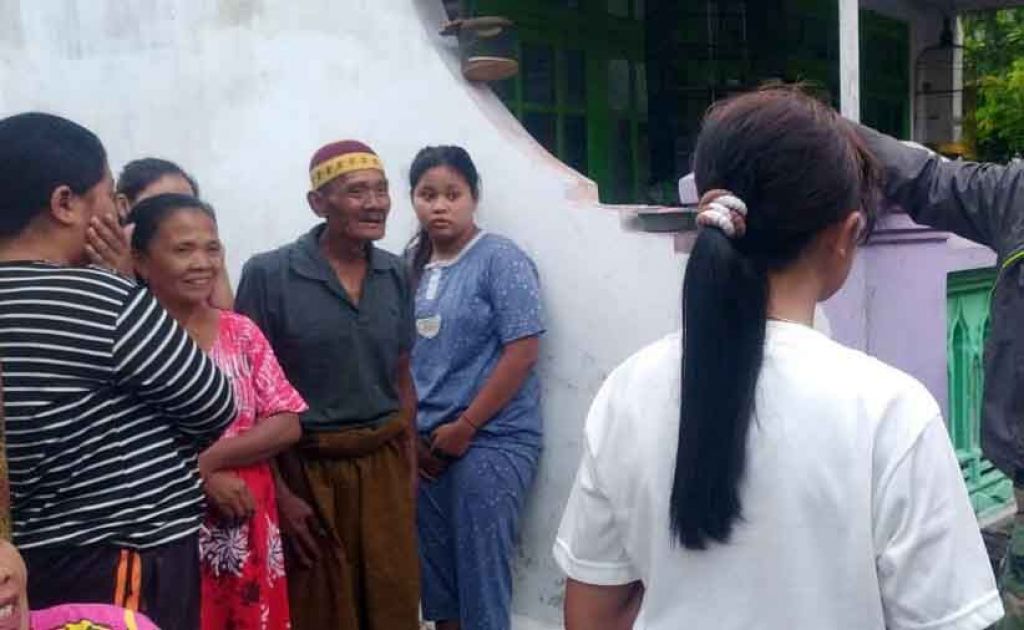 Korban kaos putih menceritakan saat jambret mengambil hp miliknya