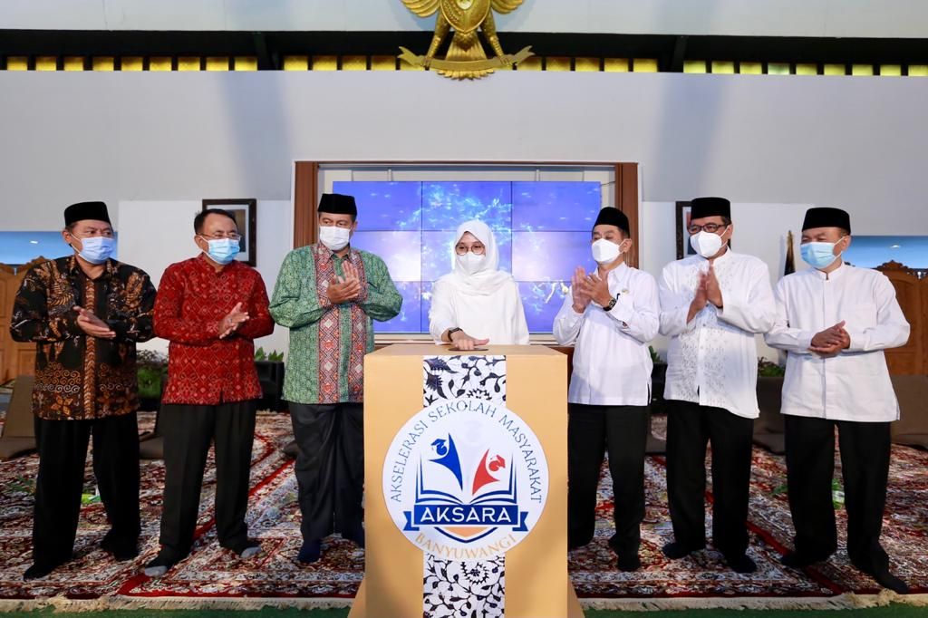 Program Aksara Diluncurkan, 9 Ribu Warga Banyuwangi Ikuti Pendidikan Kesetaraan