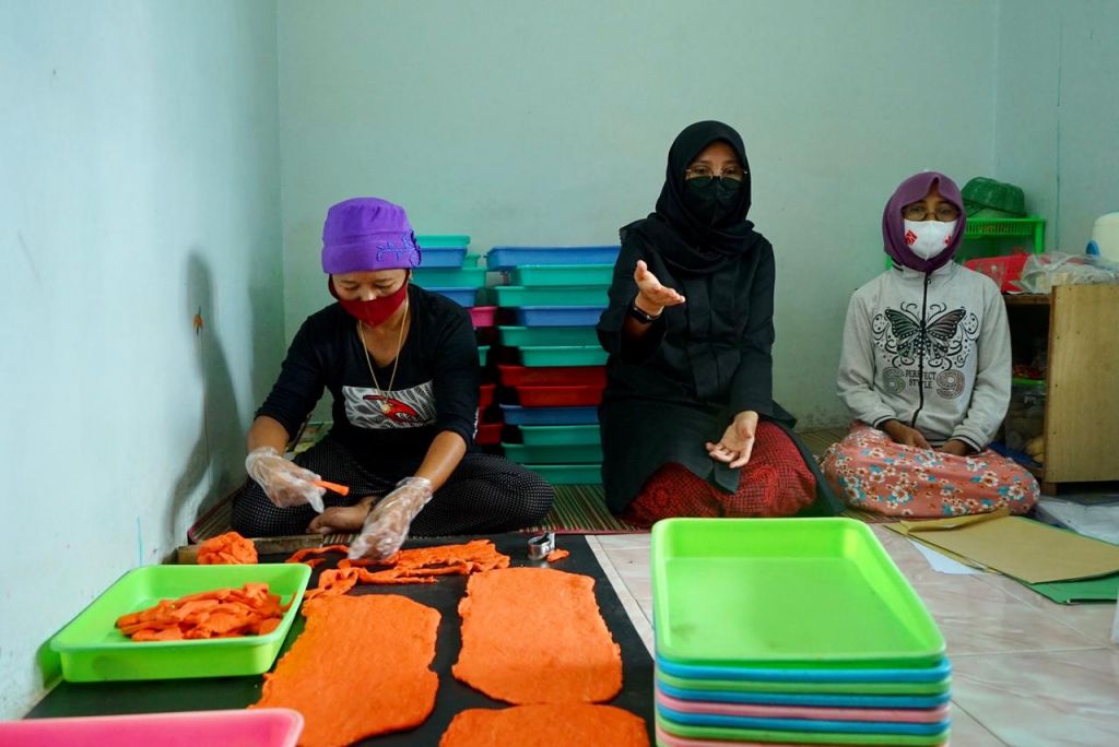 Terima Keluhan dari UMKM Banyuwangi, Bupati Ipuk Fasilitasi Izin ke BPOM