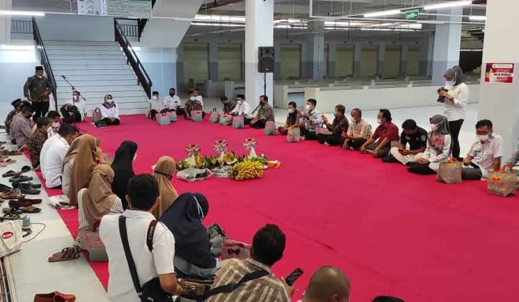 Jelang Boyongan ke Pasar Legi Ponorogo, Pedagang dan Pemkab Gelar Syukuran