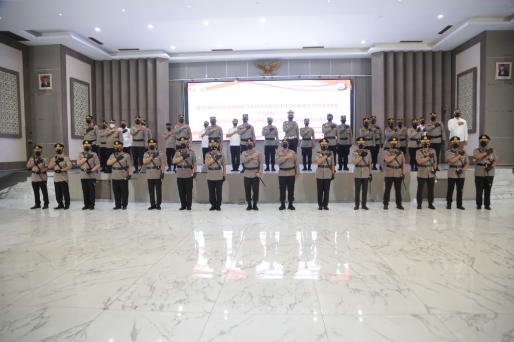 Serah terima jabatan para kapolres di jajaran Polda Jatim