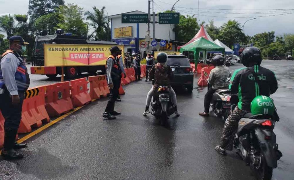 Akhir Pekan, Penyekatan di Pintu Masuk Surabaya Tetap Diperketat