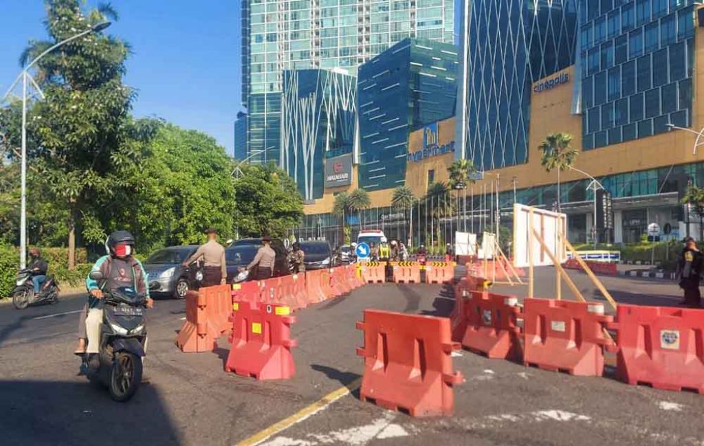 Penyekatan masuk ke Surabaya (foto ilustrasi)