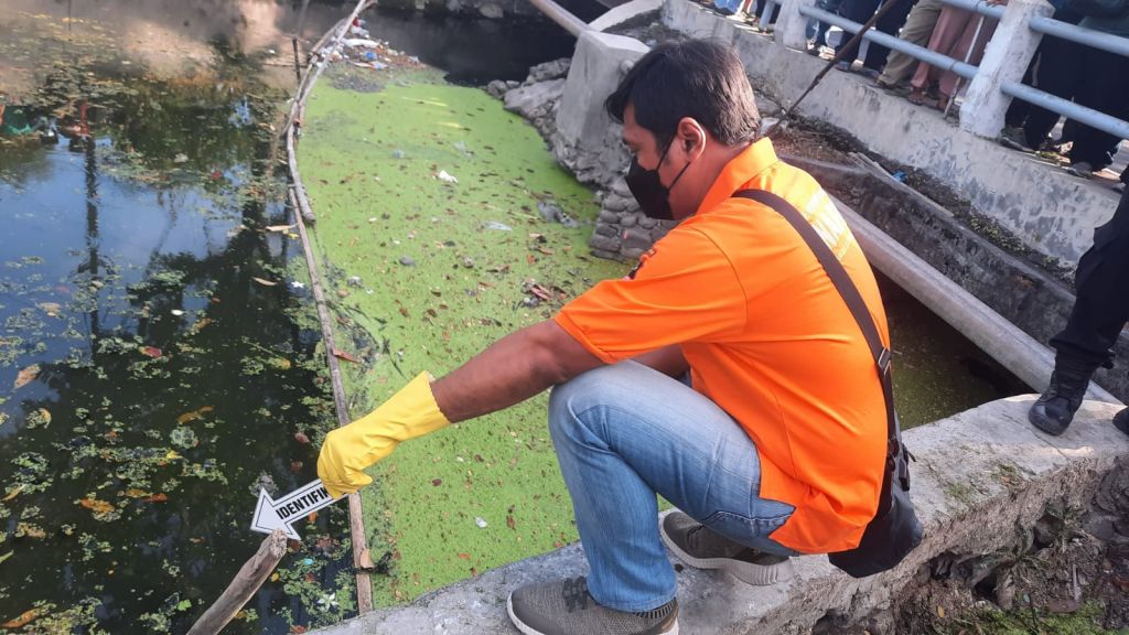 Lokasi penemuan mayat bayi perempuan di Menur Pumpungan, Surabaya.