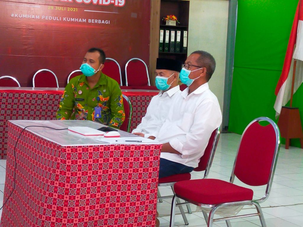 Terdakwa dugaan korupsi dana Kemenkop jalani sidang secara teleconference.