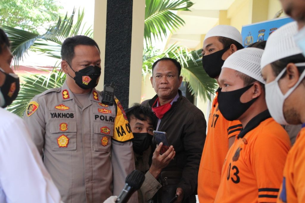 Kapolres Magetan, AKBP Yakhob Silvana Delareskha saat rilis di Mapolres Magetan.