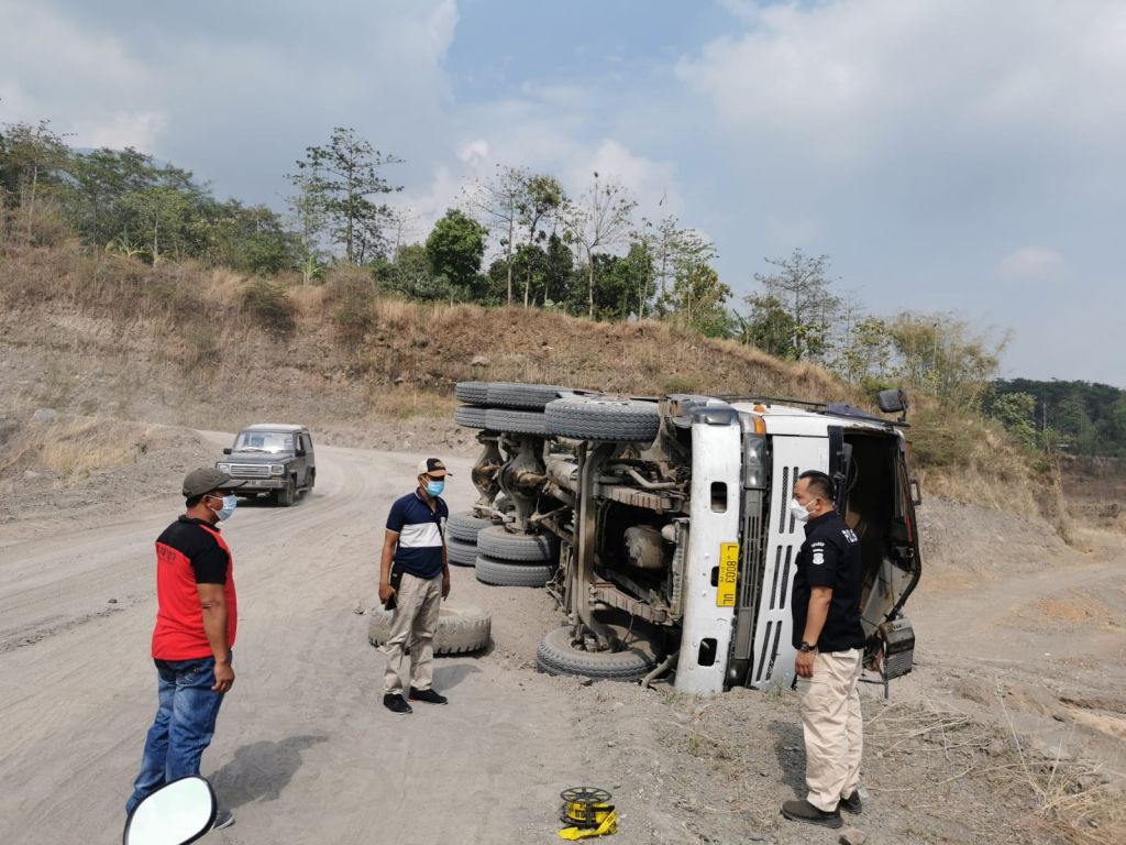 Sopir Truk Fuso Tewas Tertimbun di Galian C Mojokerto