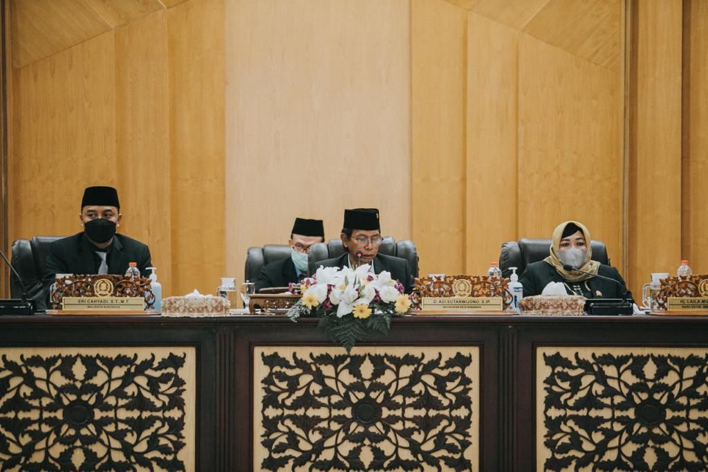 DPRD sahkan APBD Perubahan Surabaya Rp 8,9 triliun