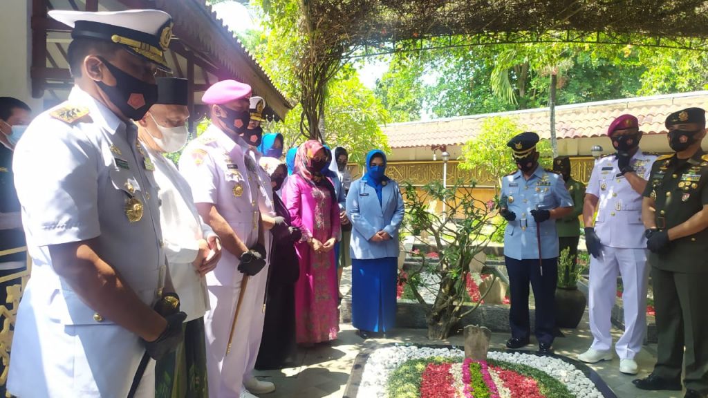 5 Ribu Vaksin untuk Santri Dalam Hari Jadi ke-76 TNI di Jombang