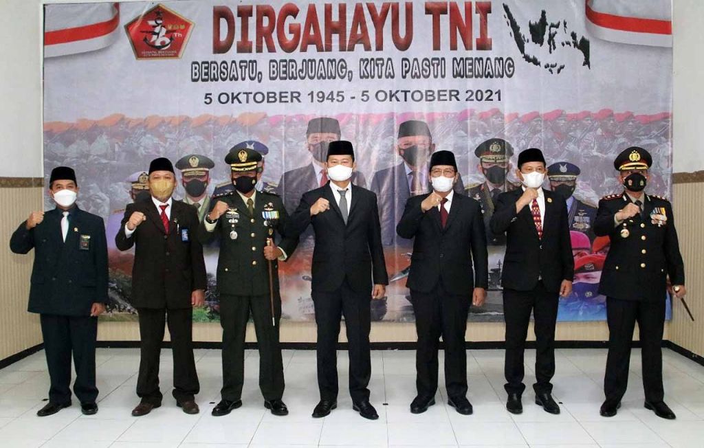 Peringatan HUT ke-76 TNI di Lamongan digelar sederhana (Foto: Istimewa)