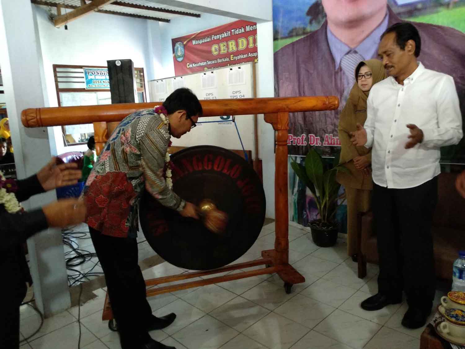  Ahmad Erani Yustika saat di Ponorogo