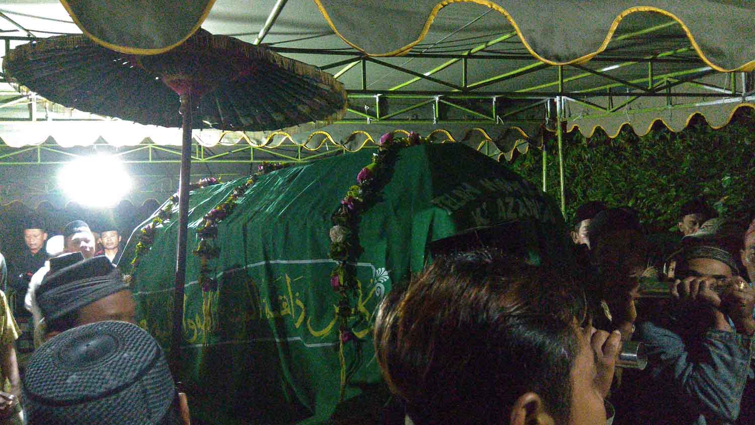 Jenazah korban hendak di kebumikan