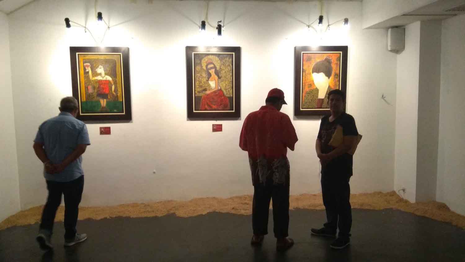 Beny Dewo Sampaikan Pesan Moral Andap Asor Lewat Pameran Lukisan