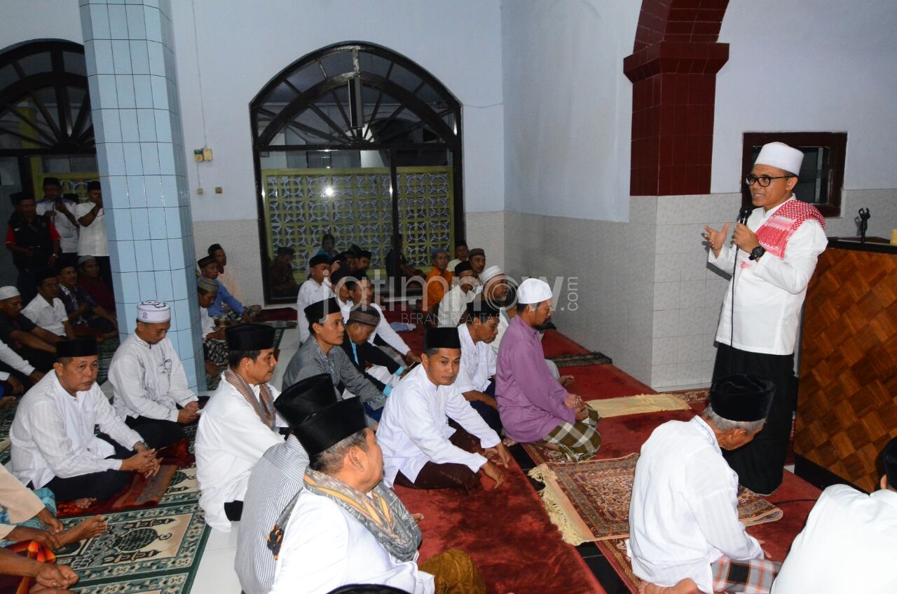 Bupati Anas saat berbicara di DPD Muhammadiyah Banyuwangi./Foto