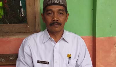 Kepala Sekolah SDN 1 Alas Malang, Joko Purwoto.