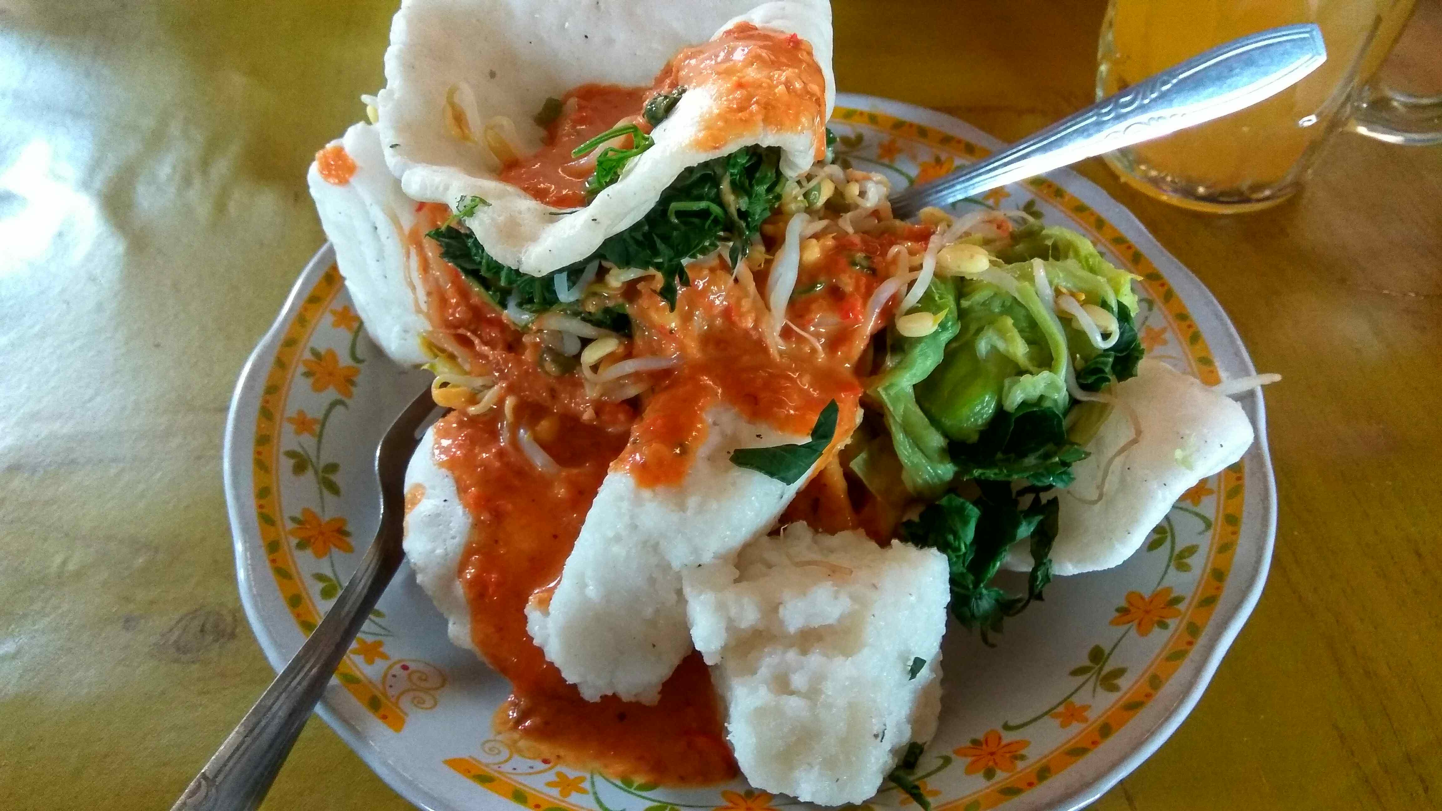 Pecel 'Berisik' khas Kota Kediri