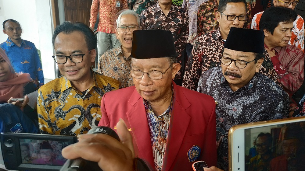 Menteri Koordinator (Menko) Perekonomian Darmin Nasution meminta daerah dan pelau siap menghadapi era industri4.0.