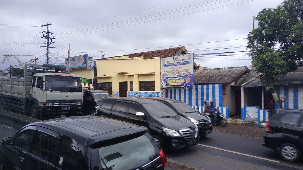 Salah satu titik di jalur Singosari kabupaten Malang yang rawan terjadi kemacetan.