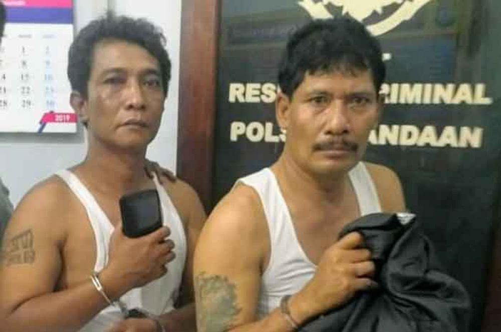 Kedua pelaku copet di bus jurusan Surabaya-Malang diamankan