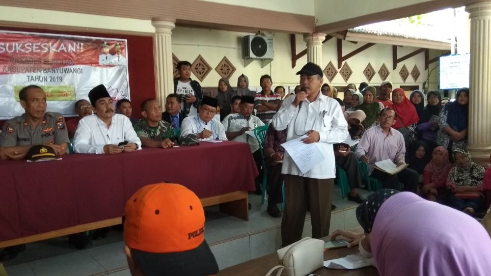 Pertemuan para anggota dengan pengurus koperasi