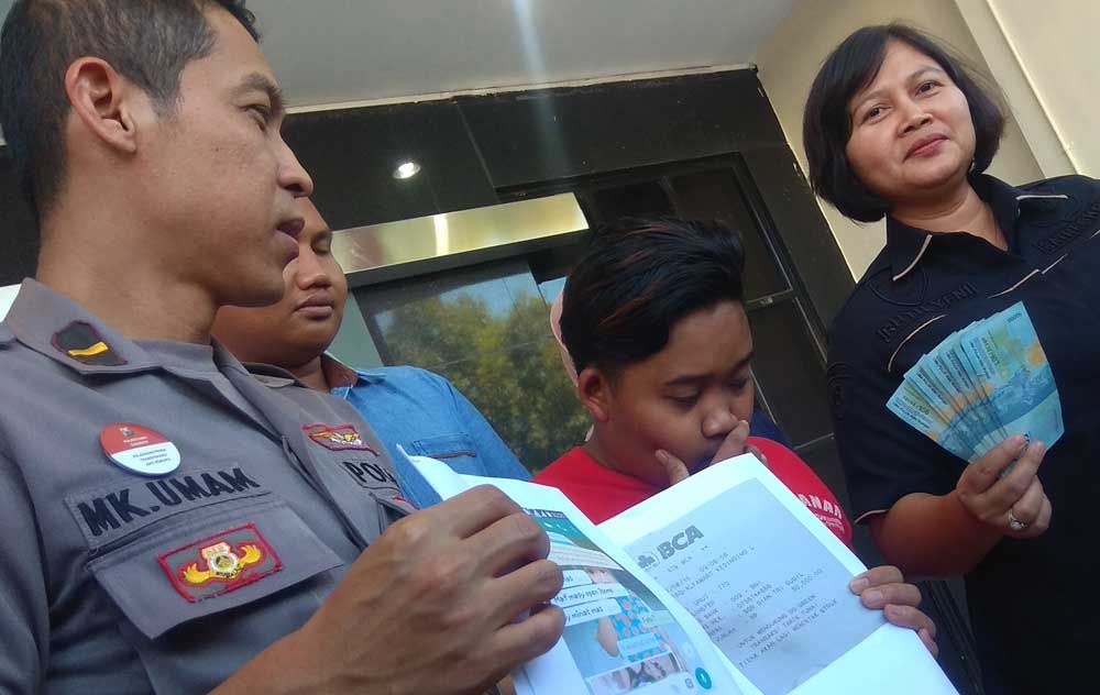 Pelaku ditangkap Unit PPA Polrestabes Surabaya