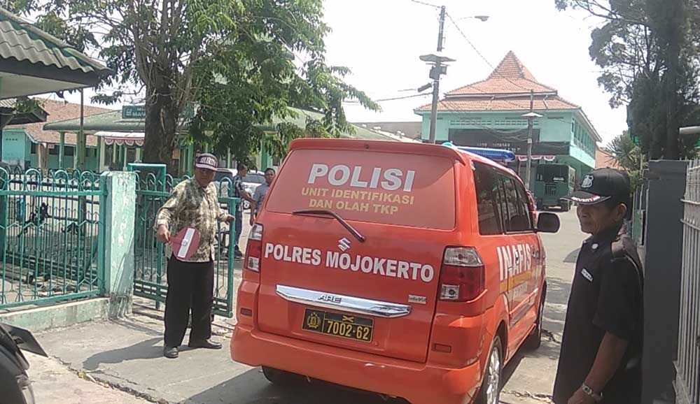 Rekonstruksi penganiayaan senior terhadap junior dilakukan di Ponpes Mamba'ul Ulum Mojokerto
